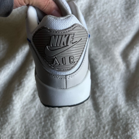 Nike Air Max 90 Brand New In Box Never Tried On - Picture 8 of 10